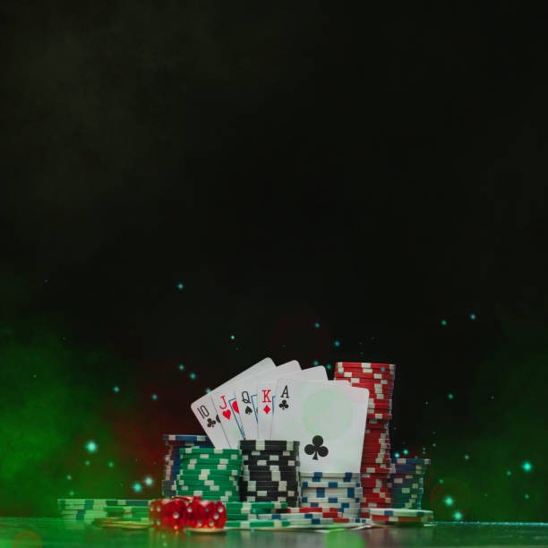 Mobile app screen showing upcoming draws with notification badges